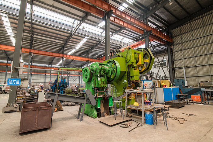 昌都网架配件-锥头加工车间